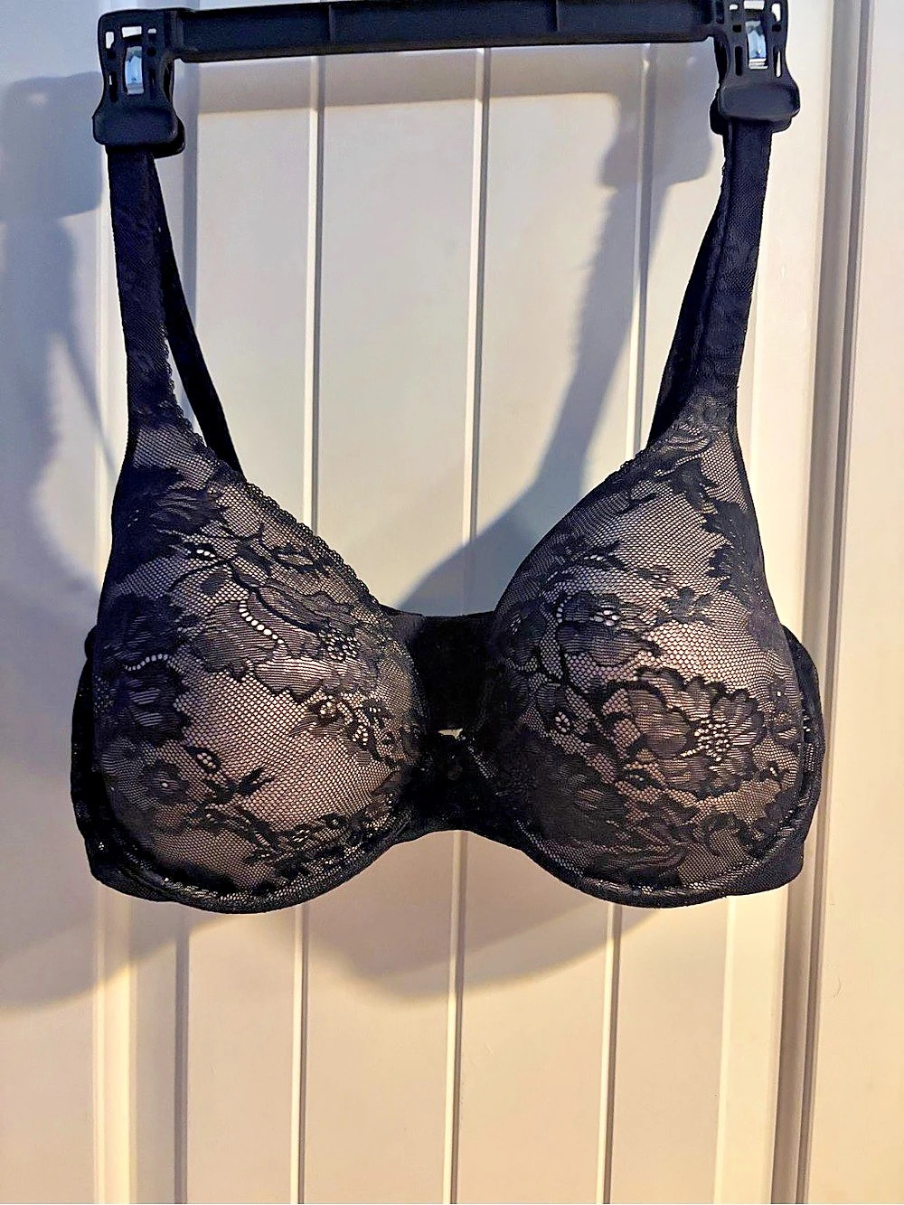 Black Floral Lace Bra Like New